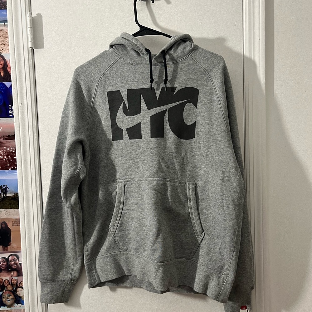nyc grey nike sweatshirt